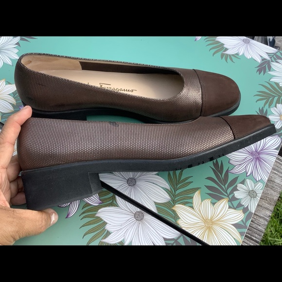 Salvatore Ferragamo Shoes - Salvador’s Ferragamo brown suede pumps